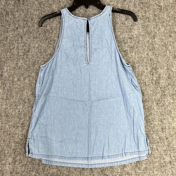 Old Navy Tank Top Womens Medium Chambray Blue Sleeveless‎ Scoop Neck Pullover - Picture 2 of 8